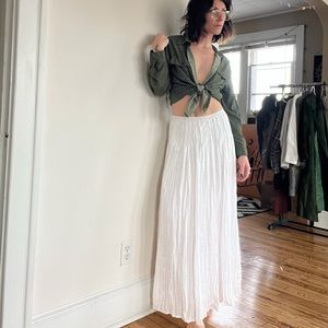 Ann Taylor white pleated skirt size 2